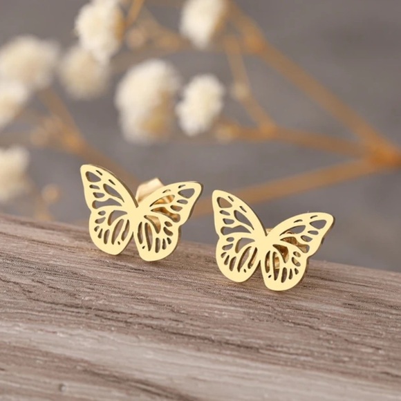 BOGO! Dainty Butterfly earrings in color Gold - Boutique NEW - Picture 2 of 4